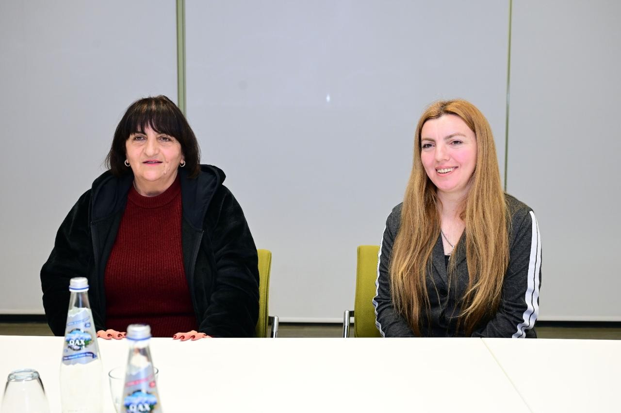 Nazir Adil Kərimli Qaxda vətəndaşların müraciətlərini dinləyib - FOTOLAR